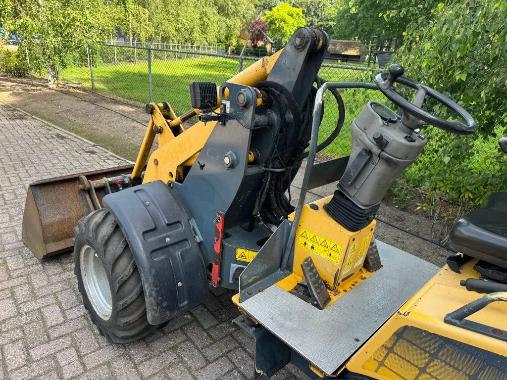 Mustang AL 306 Shovel + kenteken