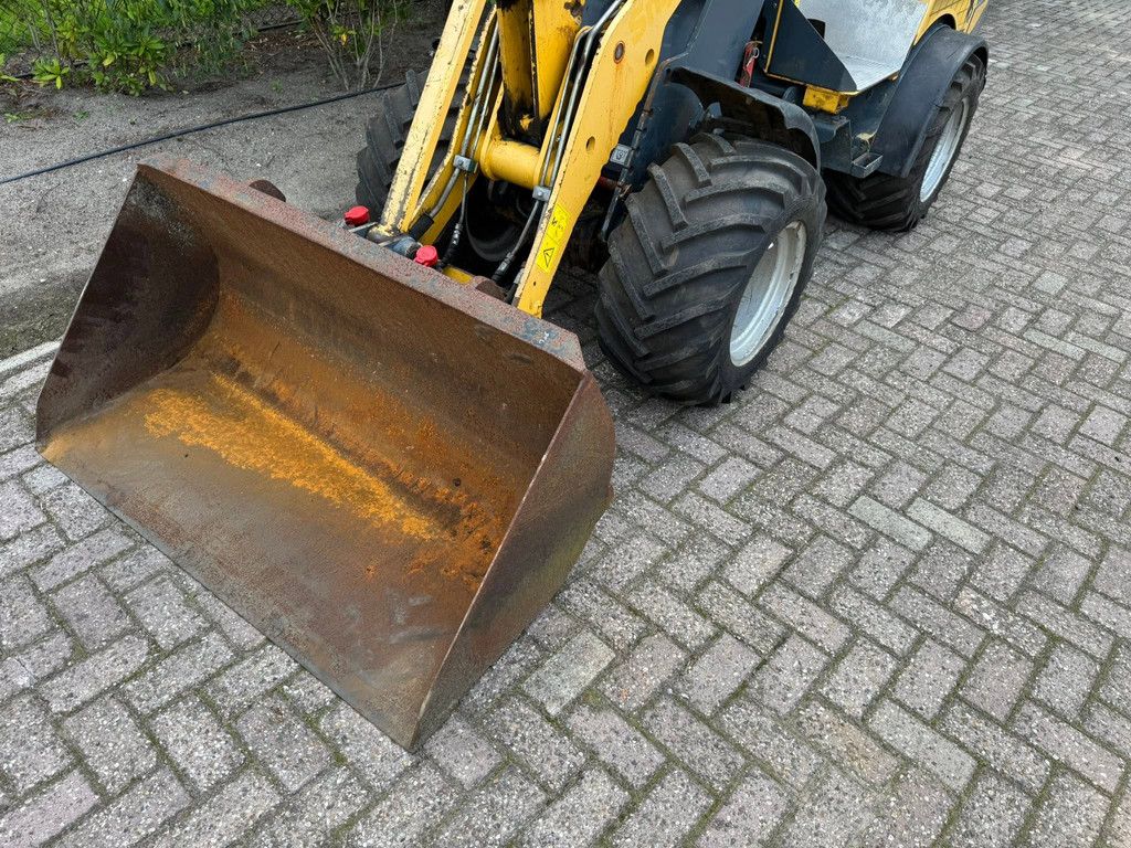 Mustang AL 306 Shovel + kenteken