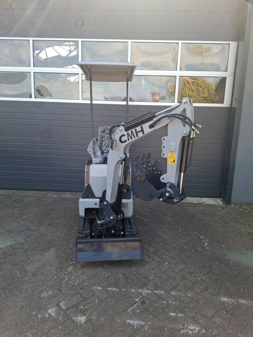 CMH LX06 C minigraver 72cm Zwenkgiek NIEUW