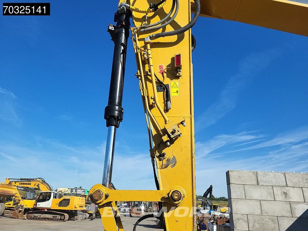 Caterpillar 323 E L