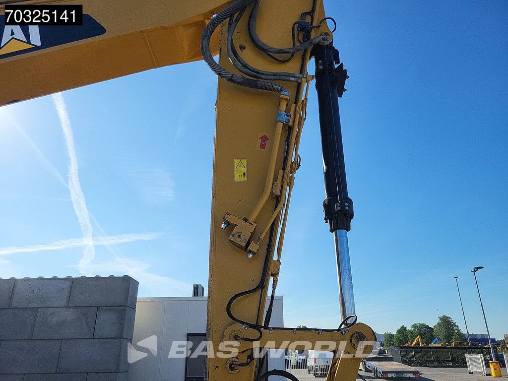 Caterpillar 323 E L