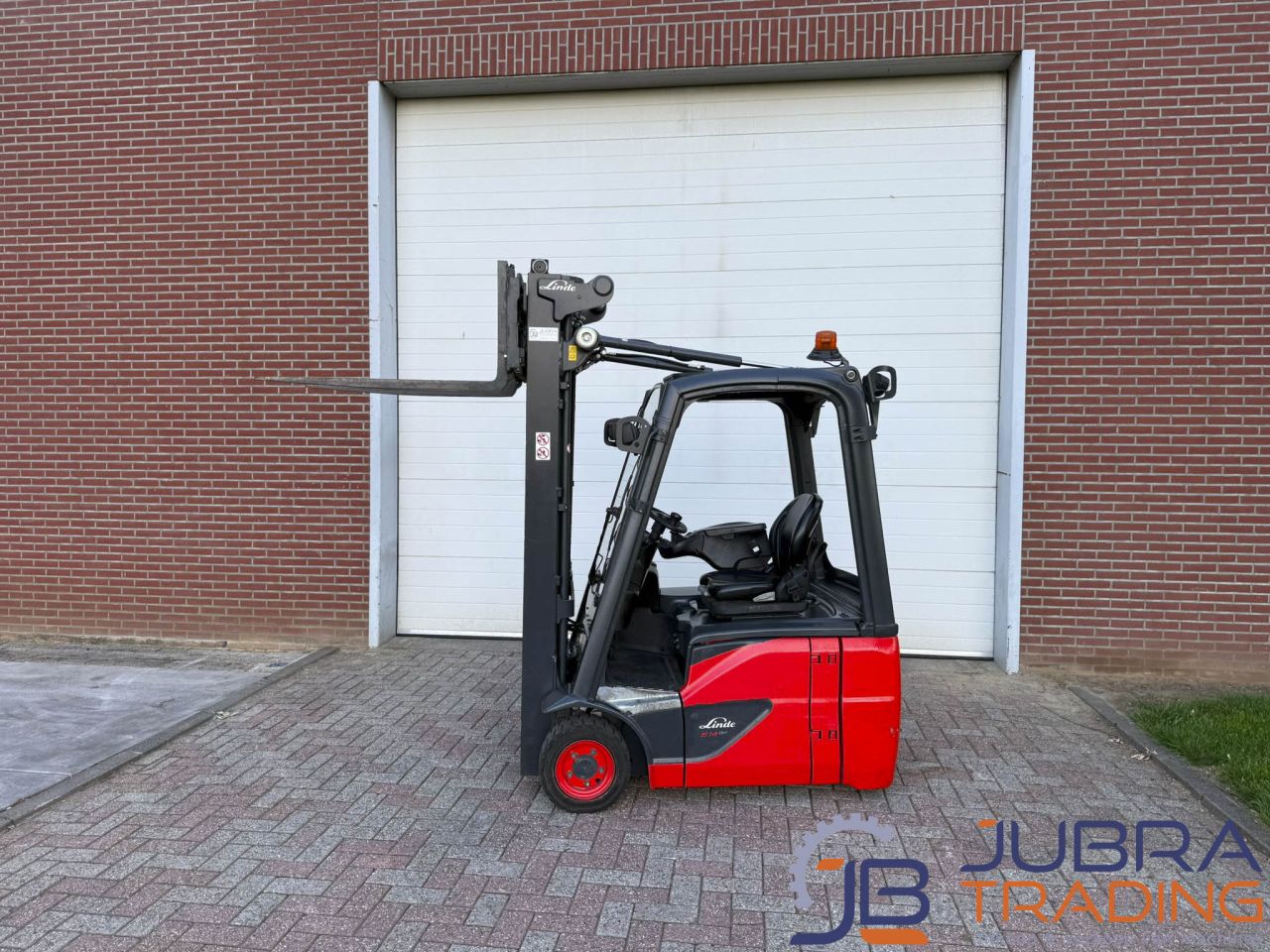 Linde E20L-02 Electric Forklift | 2016 | 8410H | 2T | 4.6M