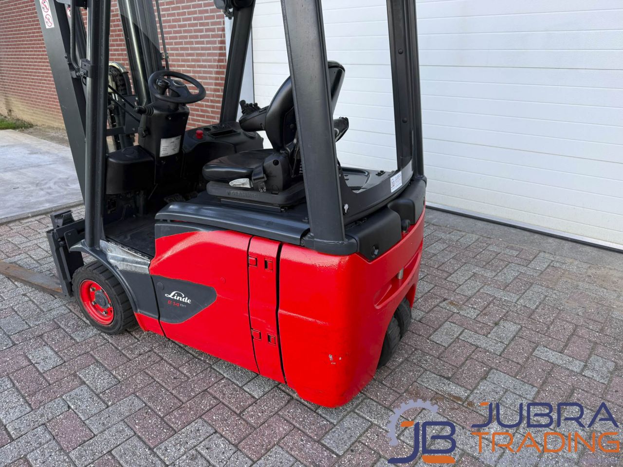 Linde E14-02 Electric Forklift | 2016 | 6855H | 1.4T | 5.3M
