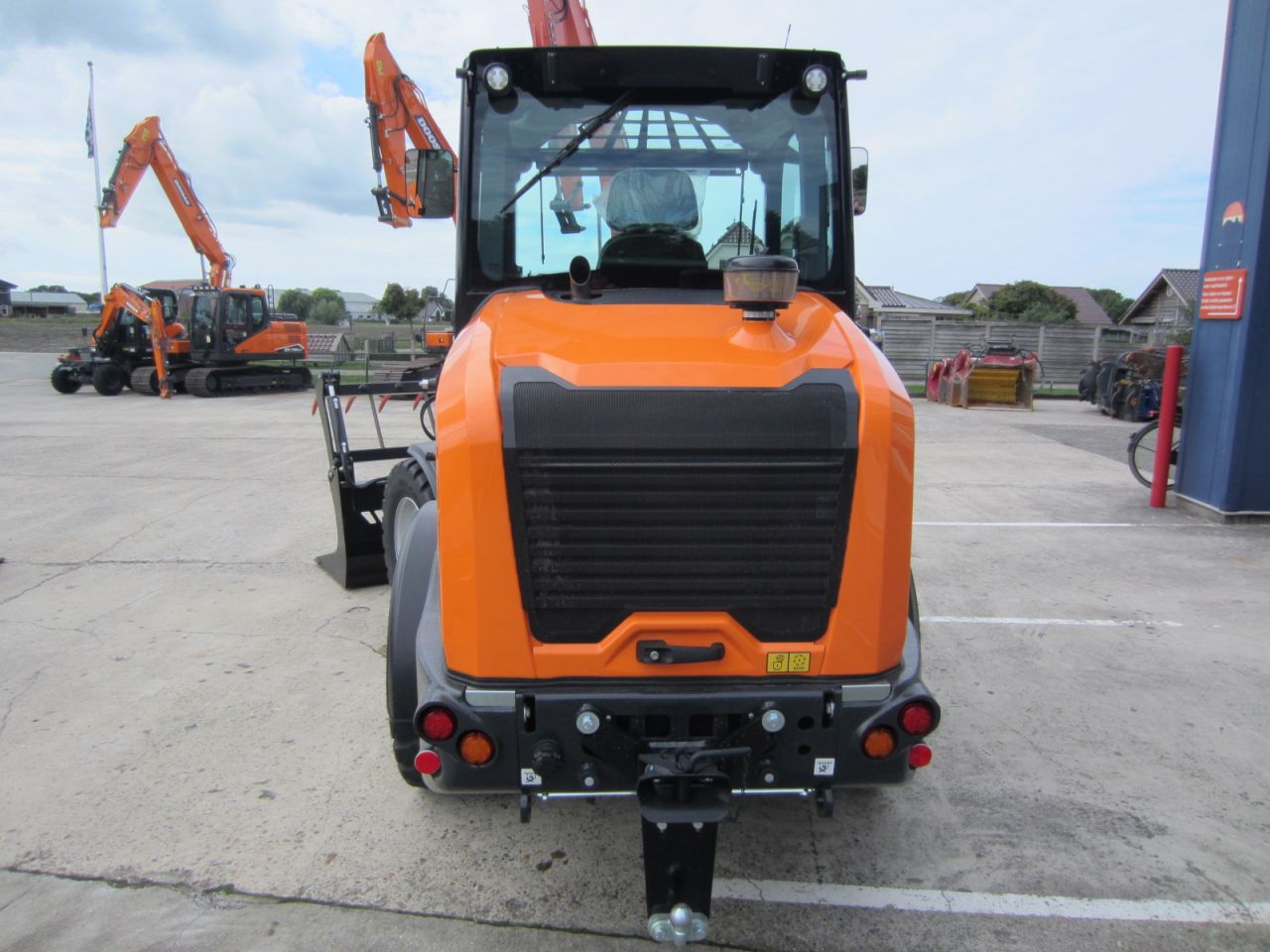 Develon DL85-7