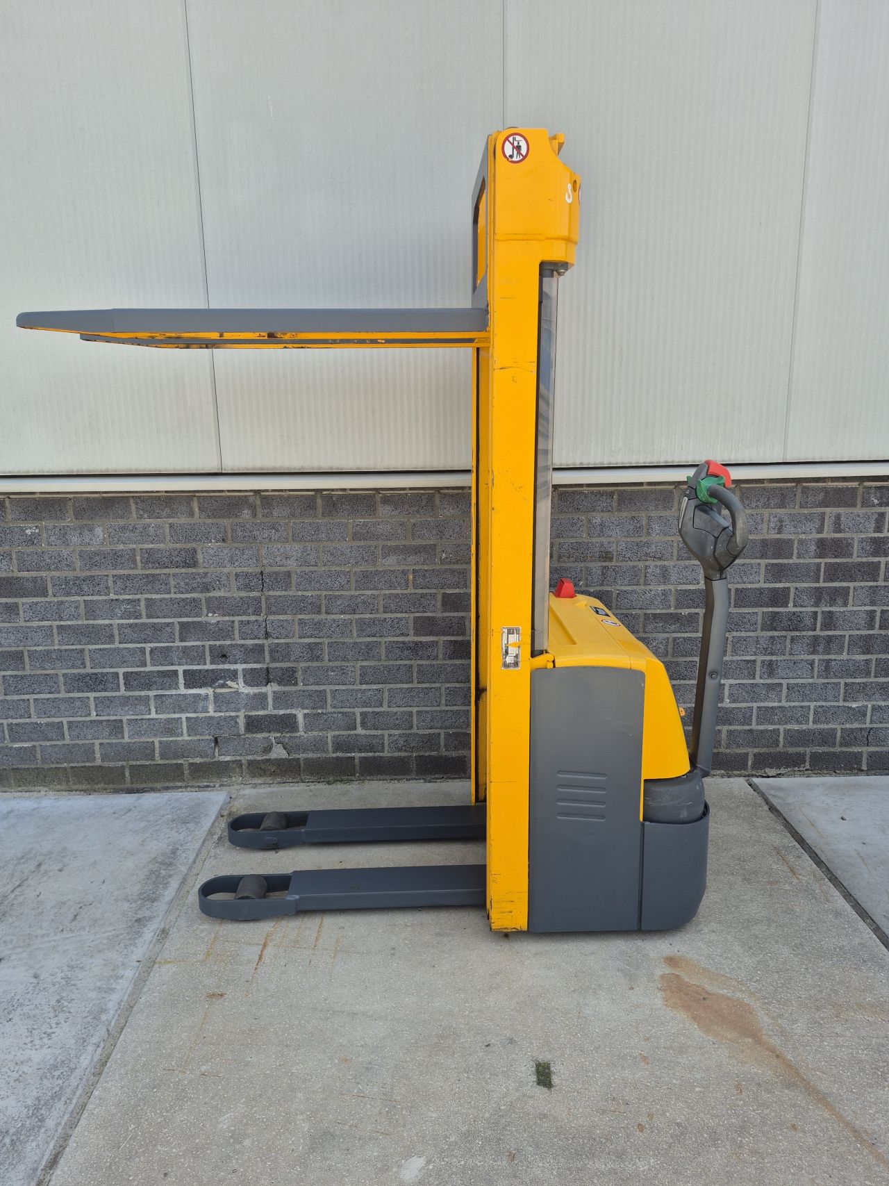 Jungheinrich EJC 112 duplo freelift 3.280 mm accu bj 2023