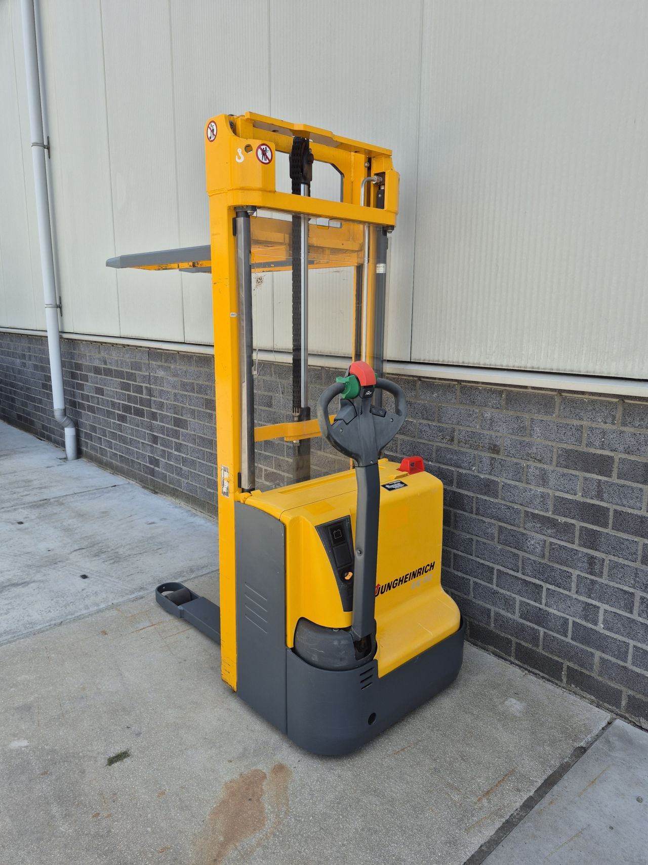 Jungheinrich EJC 112 duplo freelift 3.280 mm accu bj 2023