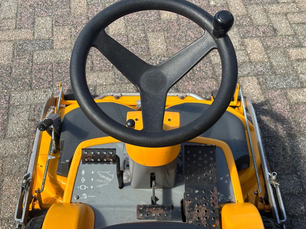 Stiga Gebruikte villa frontmaaier 13pk zitmaaier