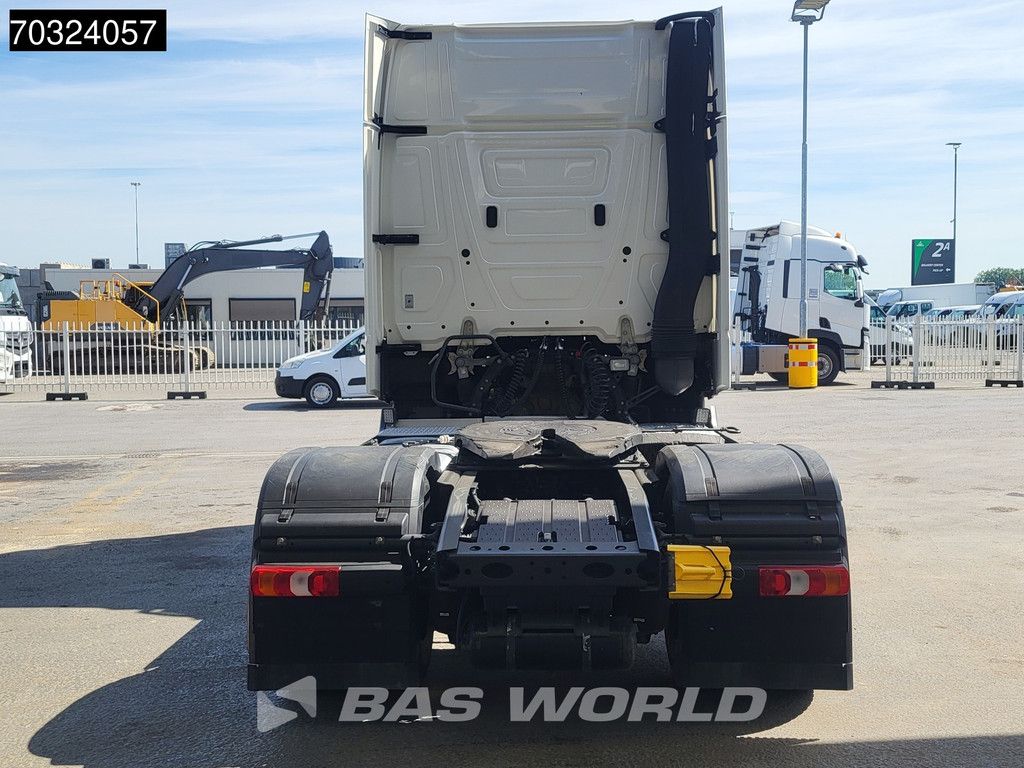 Mercedes Actros 1845 4X2 GigaSpace Retarder Standklima ACC Navi