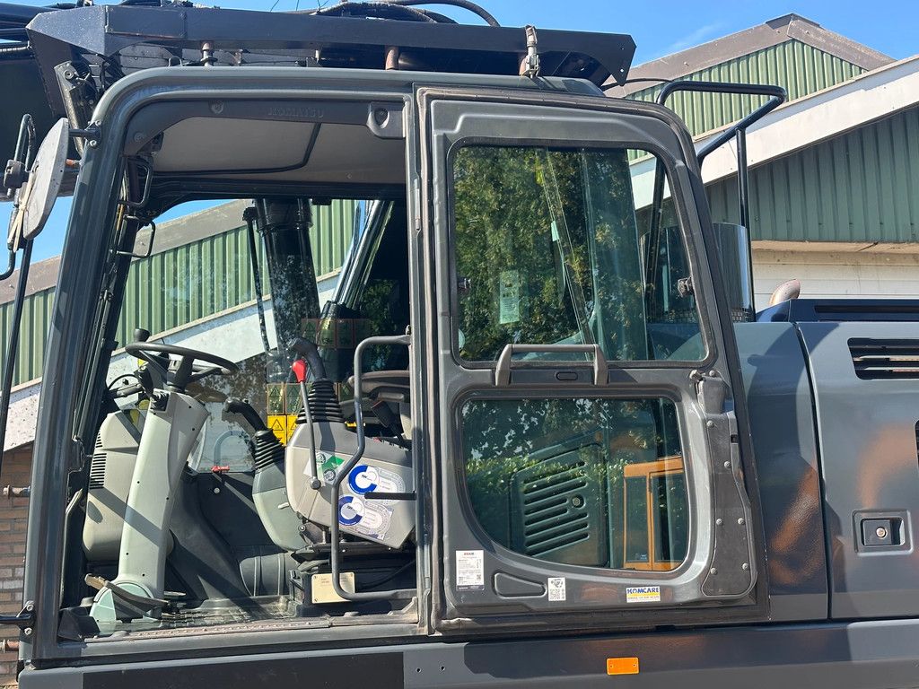 Komatsu PW180-10