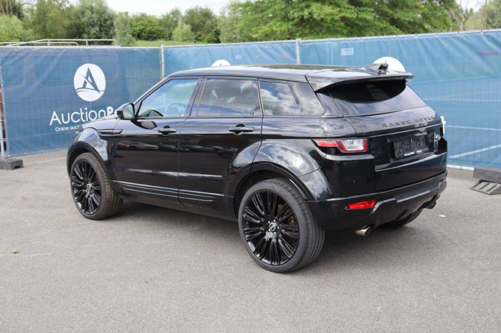 SUV Land Rover Range Rover Evoque Diesel 150hp 2018 (Margin)