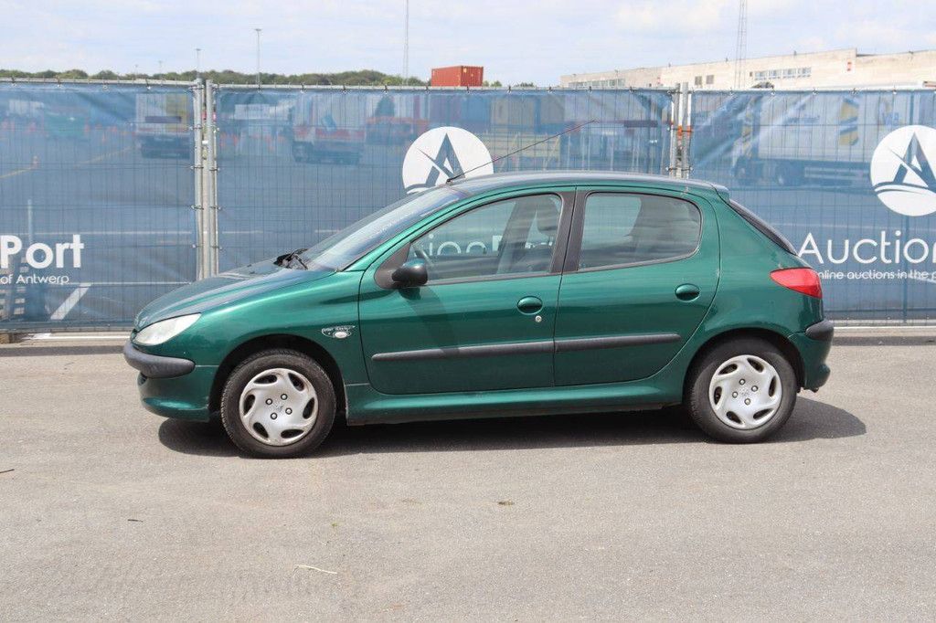 Personenauto Peugeot 206 Benzine 60pk 2002 (Marge)