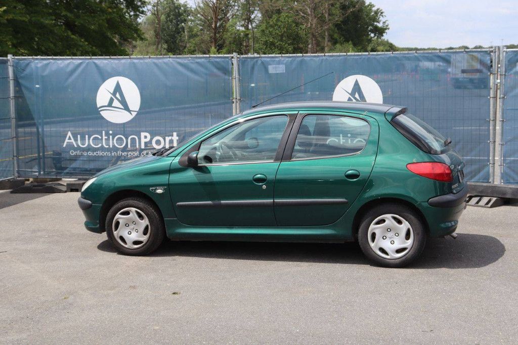 Personenauto Peugeot 206 Benzine 60pk 2002 (Marge)