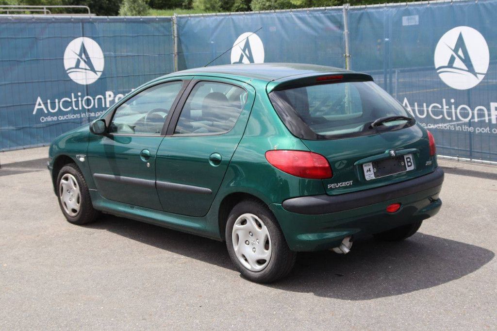 Personenauto Peugeot 206 Benzine 60pk 2002 (Marge)
