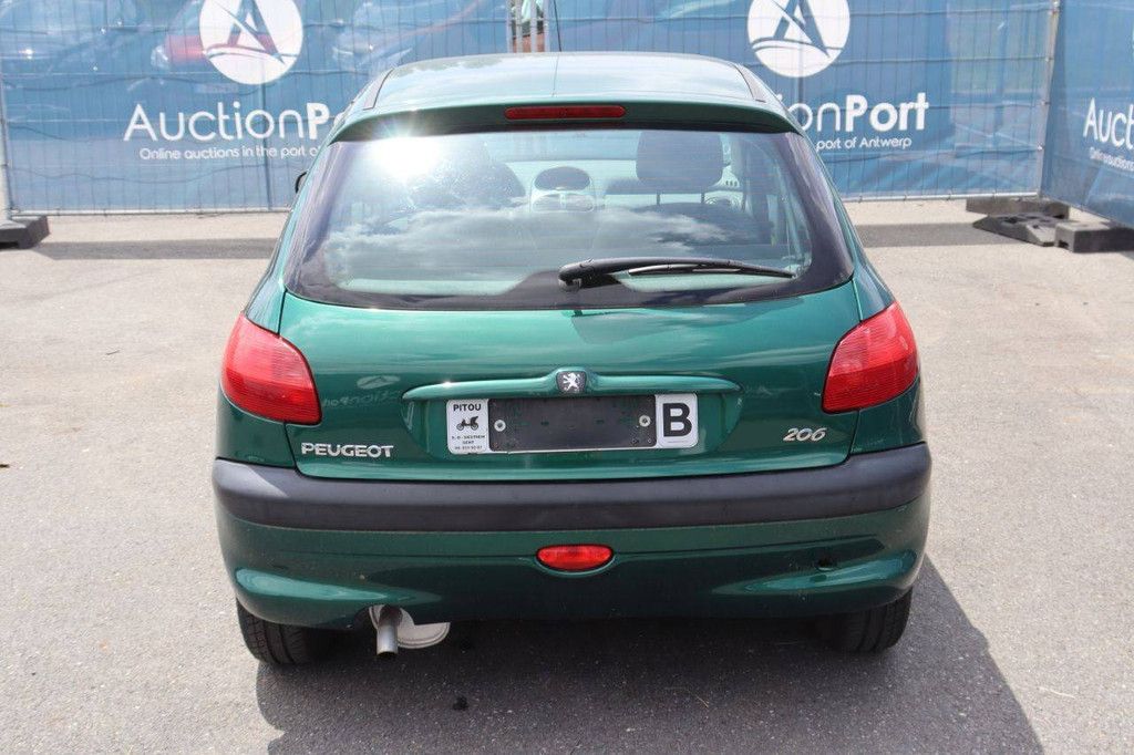 Personenauto Peugeot 206 Benzine 60pk 2002 (Marge)