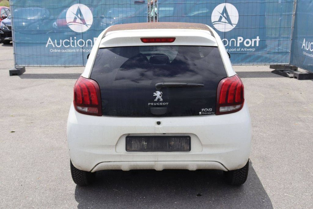 Personenauto Peugeot 108 Benzine 82pk 2015 (Marge)