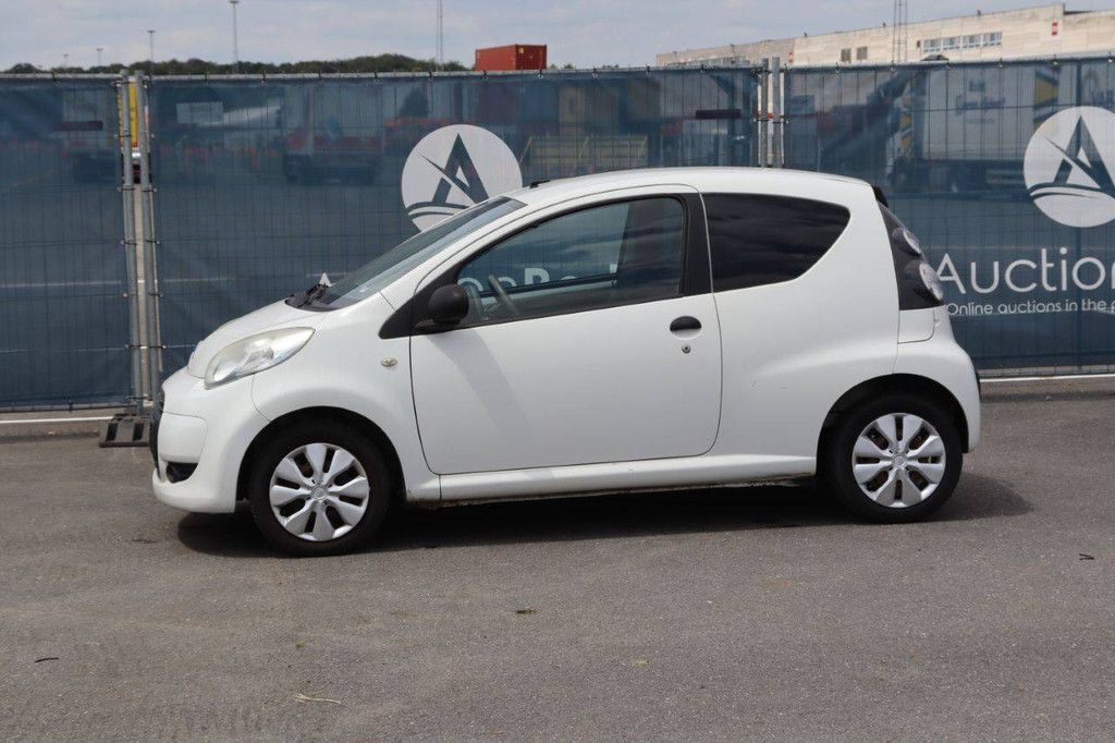 Passenger car Citroën C1 Petrol 68hp 2010 (Margin)