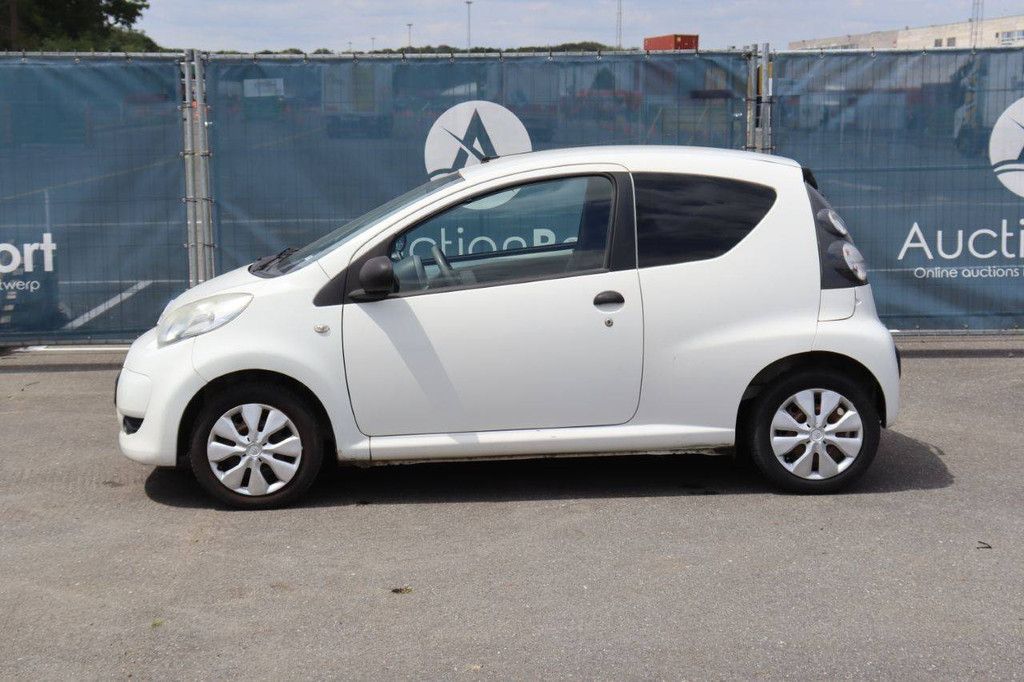 Passenger car Citroën C1 Petrol 68hp 2010 (Margin)