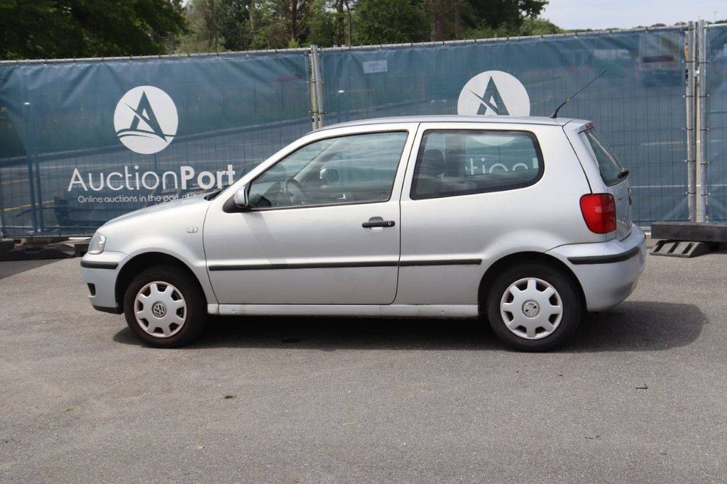 Pkw Volkswagen Polo Benzin 55 PS 2000 (Marge)