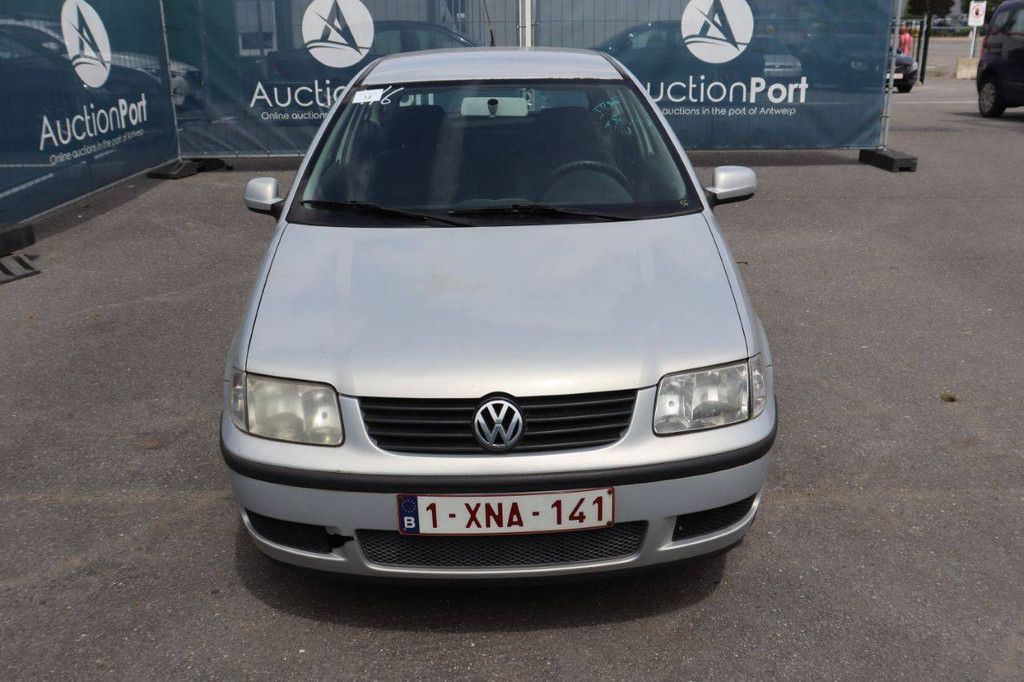 Pkw Volkswagen Polo Benzin 55 PS 2000 (Marge)