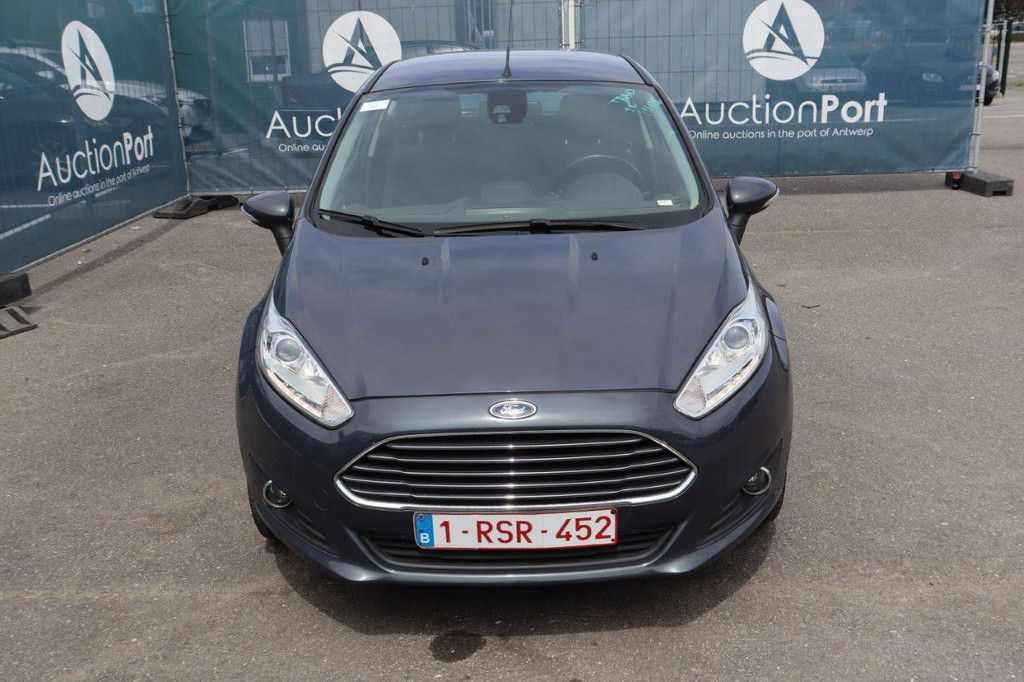 Passenger car Ford Fiesta Petrol 100hp 2014 (Margin)