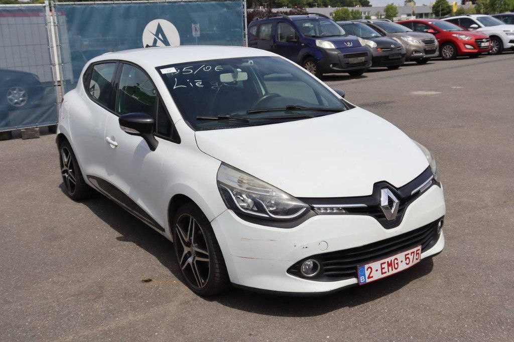 Passenger car Renault Clio Diesel 75hp 2013 (Margin)