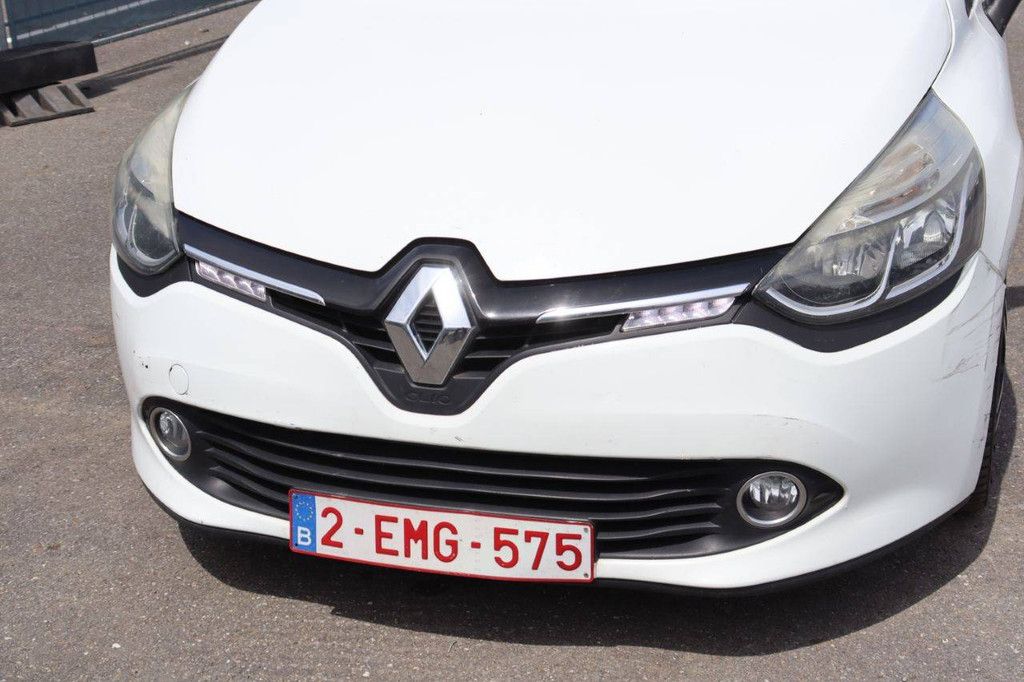 Passenger car Renault Clio Diesel 75hp 2013 (Margin)