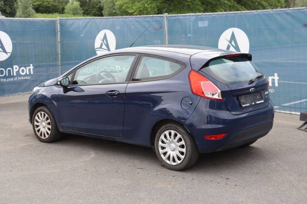 Passenger car Ford Fiesta Petrol 82hp 2015 (Margin)