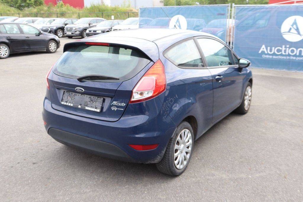 Passenger car Ford Fiesta Petrol 82hp 2015 (Margin)