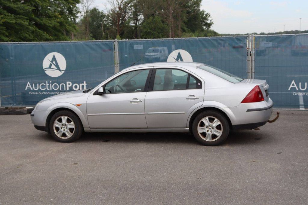 Passenger car Ford Mondeo Petrol 130hp 2002 (Margin)
