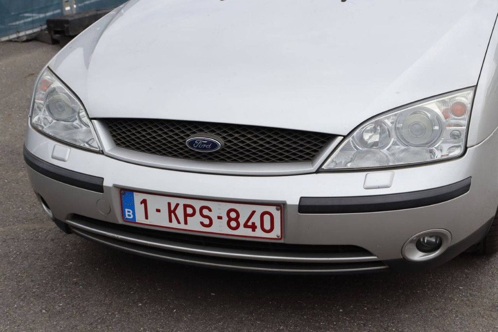 Passenger car Ford Mondeo Petrol 130hp 2002 (Margin)