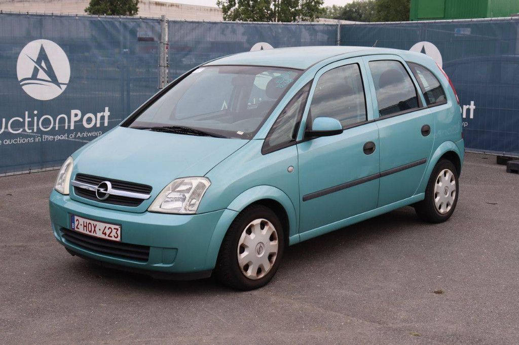 Passenger car Opel Movano Diesel 100hp 2004 (Margin)