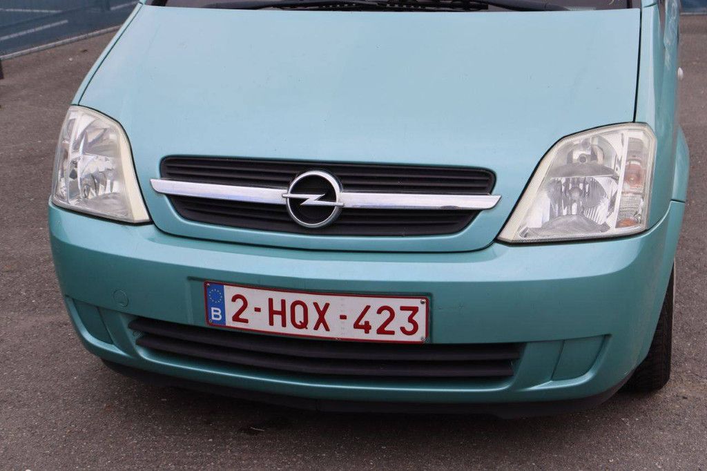 Passenger car Opel Movano Diesel 100hp 2004 (Margin)