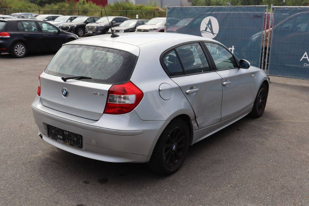 Passenger car BMW 116i Petrol 115hp 2005 (Margin)