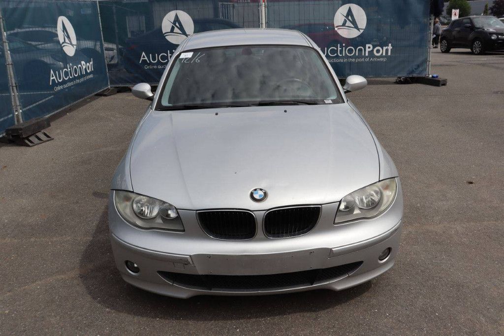 Passenger car BMW 116i Petrol 115hp 2005 (Margin)