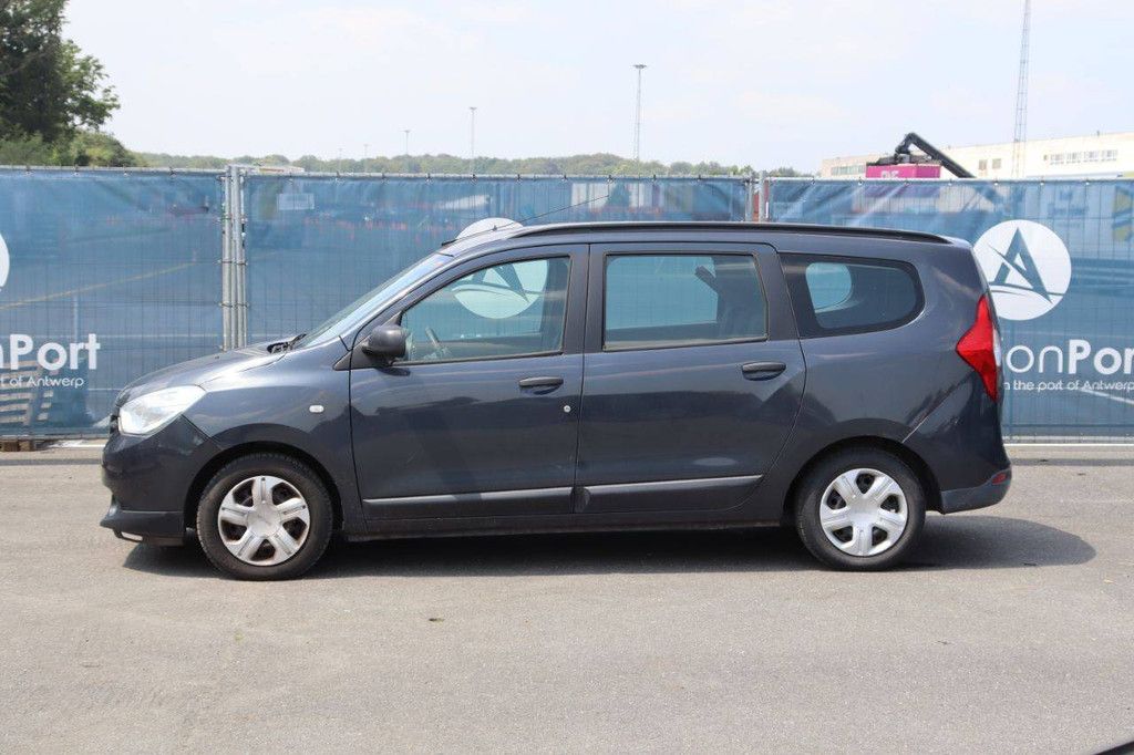 Dacia Lodgy Pkw Benzin 115 PS 2014 (Margin)