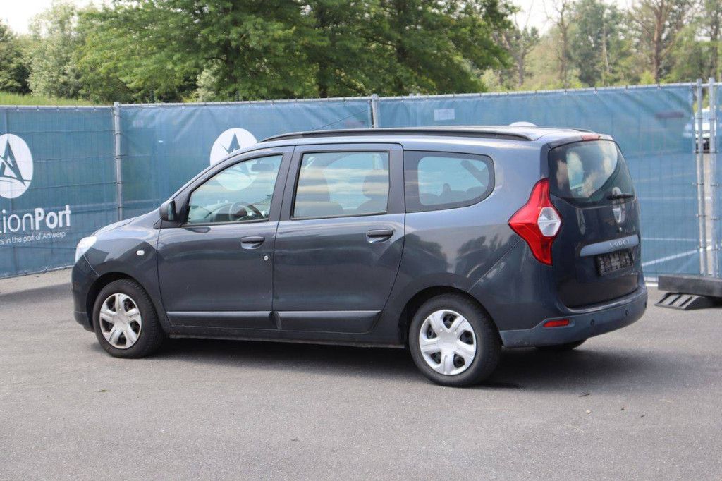 Dacia Lodgy Pkw Benzin 115 PS 2014 (Margin)