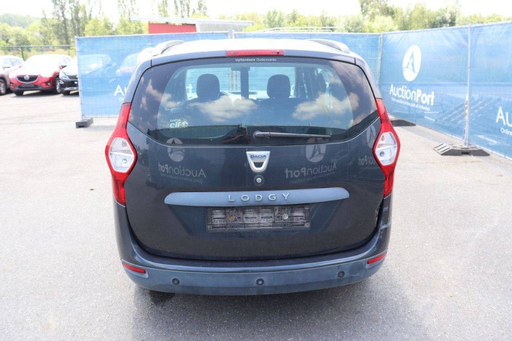 Dacia Lodgy Pkw Benzin 115 PS 2014 (Margin)