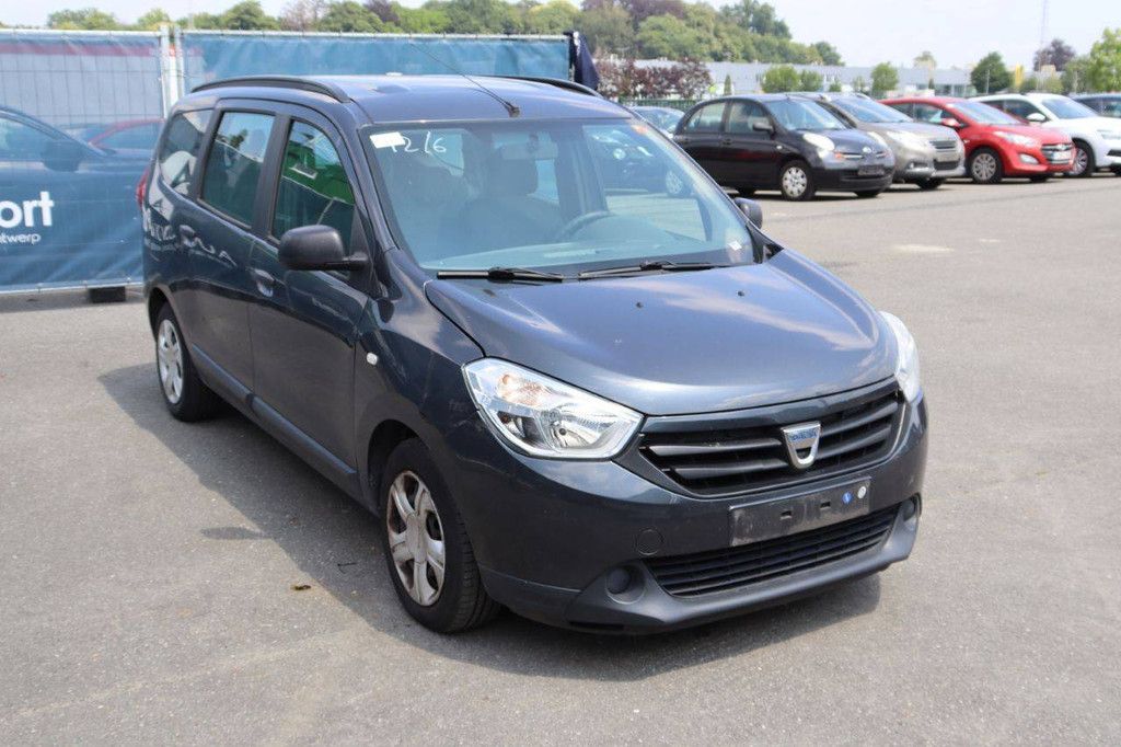 Dacia Lodgy Pkw Benzin 115 PS 2014 (Margin)