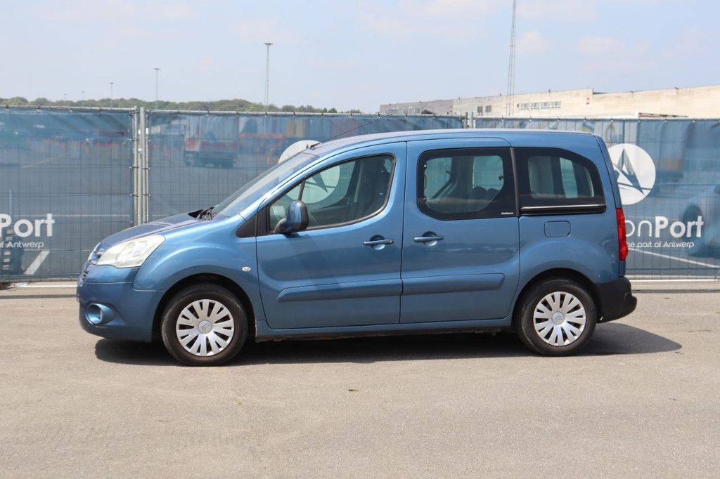 Passenger car Citroën Berlingo Petrol 120hp 2011 (Margin)