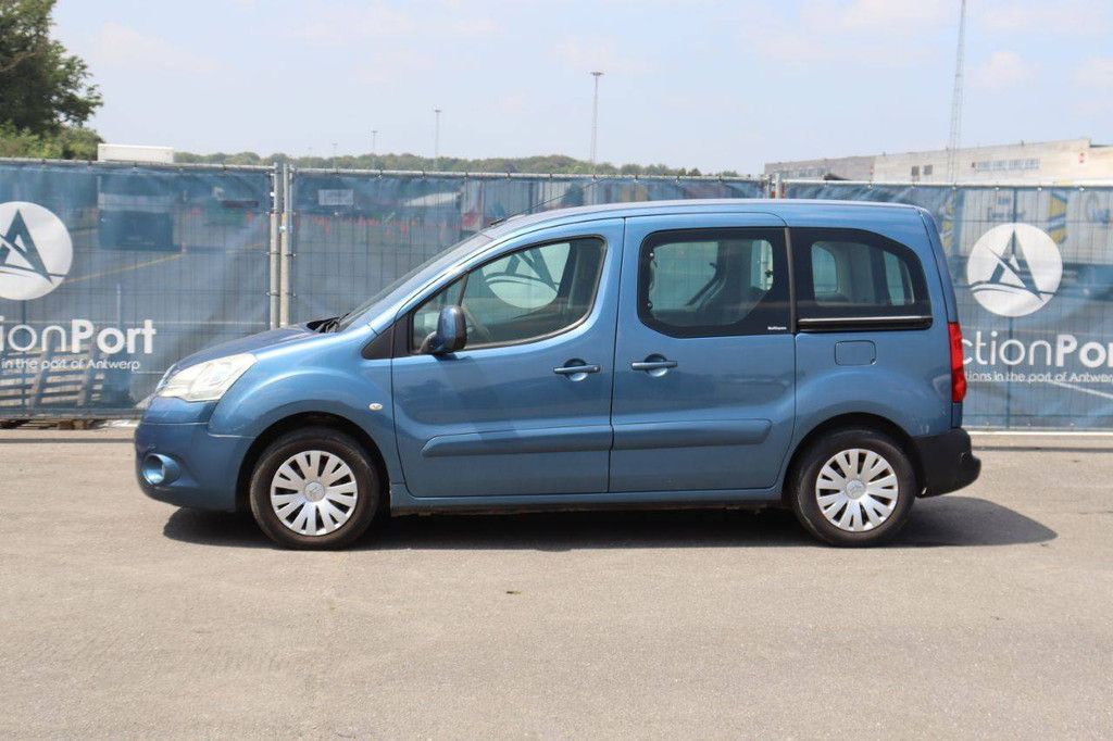 Passenger car Citroën Berlingo Petrol 120hp 2011 (Margin)