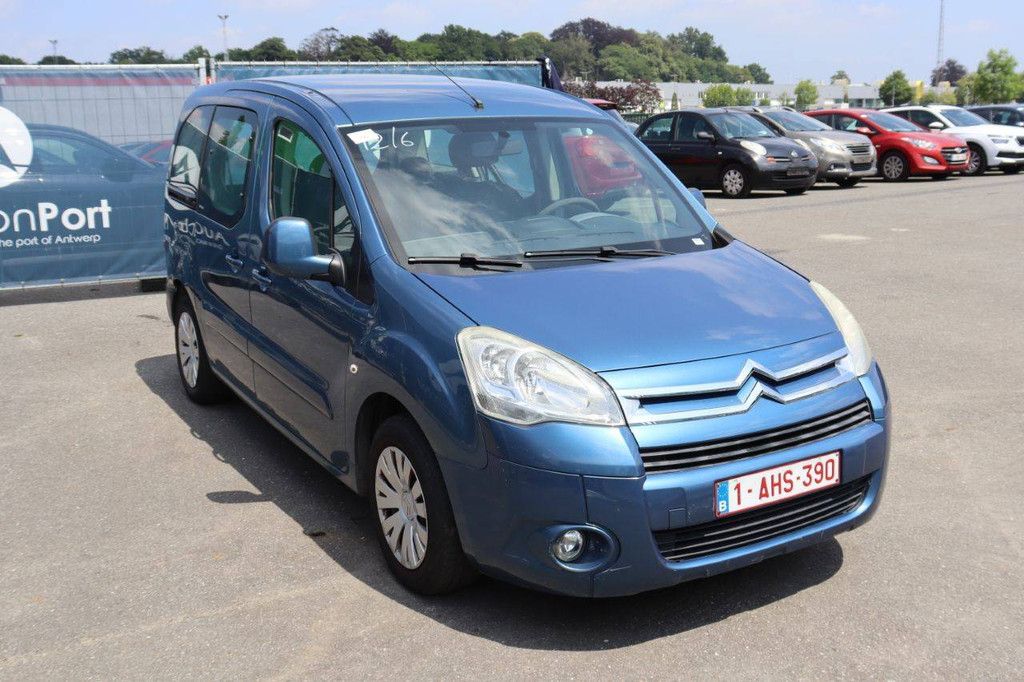 Passenger car Citroën Berlingo Petrol 120hp 2011 (Margin)