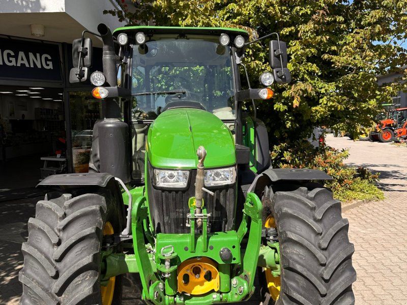 John Deere 5115 M