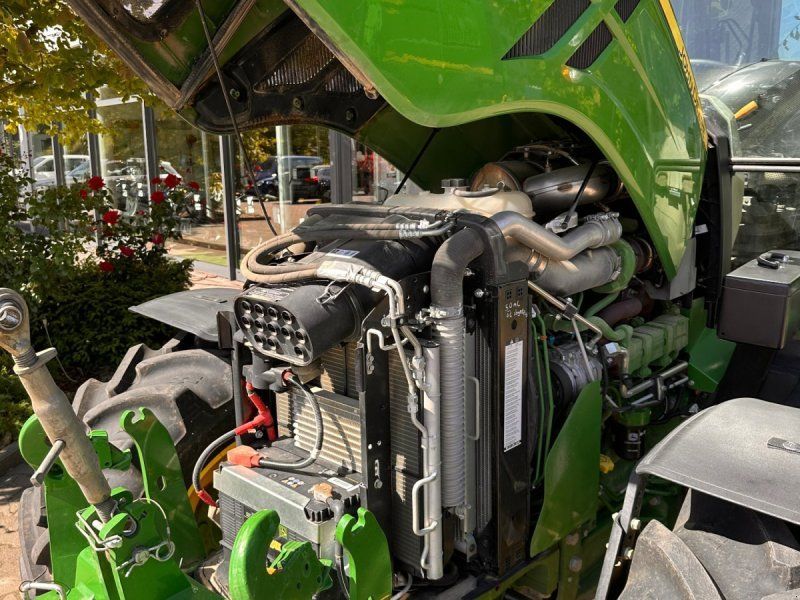 John Deere 5115 M