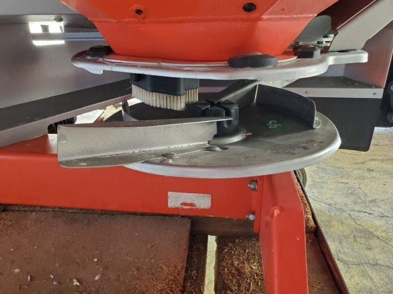 Kuhn AXIS40.1W