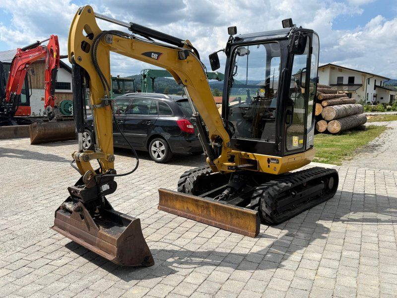 Cat 302.7D CR