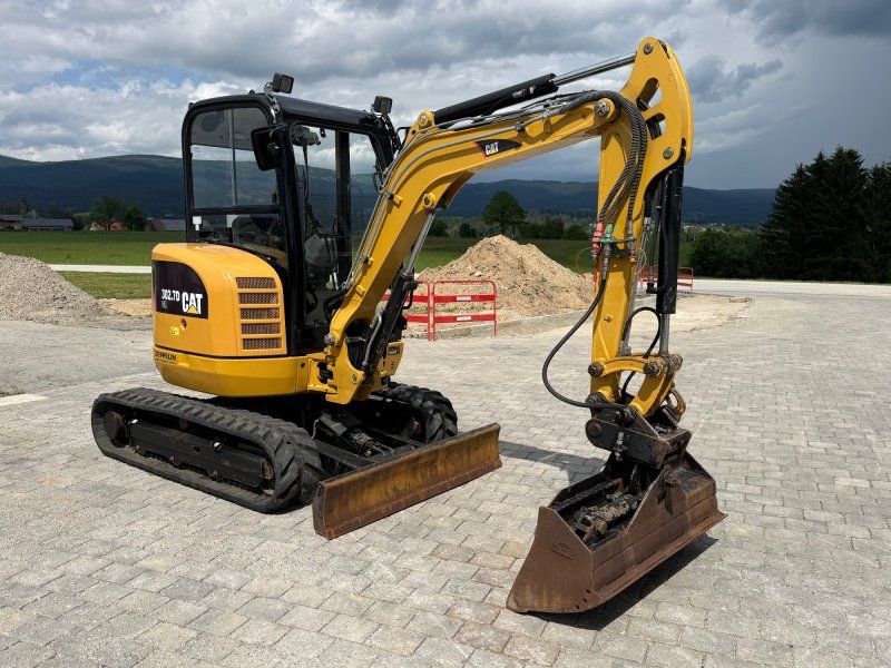 Cat 302.7D CR