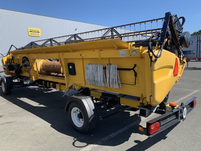 New Holland 7M62 VARIFEED