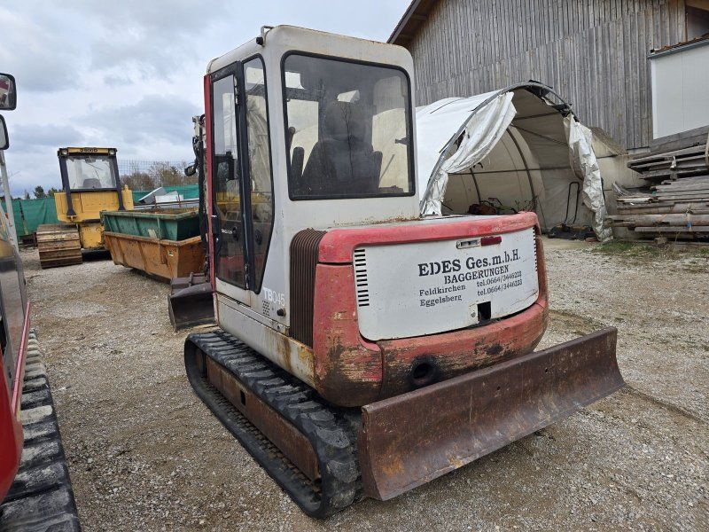 Takeuchi TB045