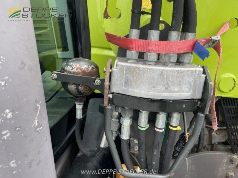 Claas Arion 410