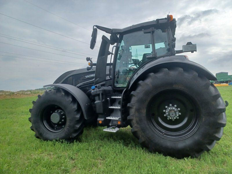 Valtra Q265